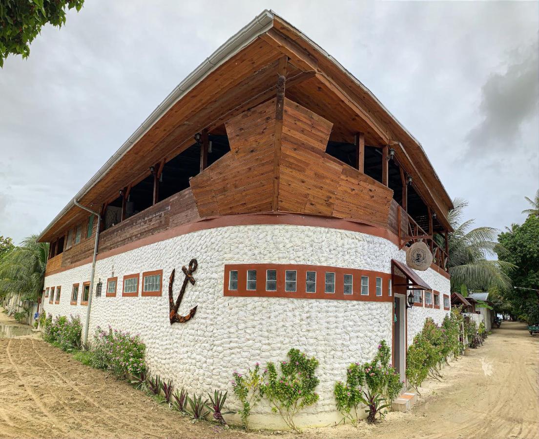 Dive Villa Thoddoo Extérieur photo